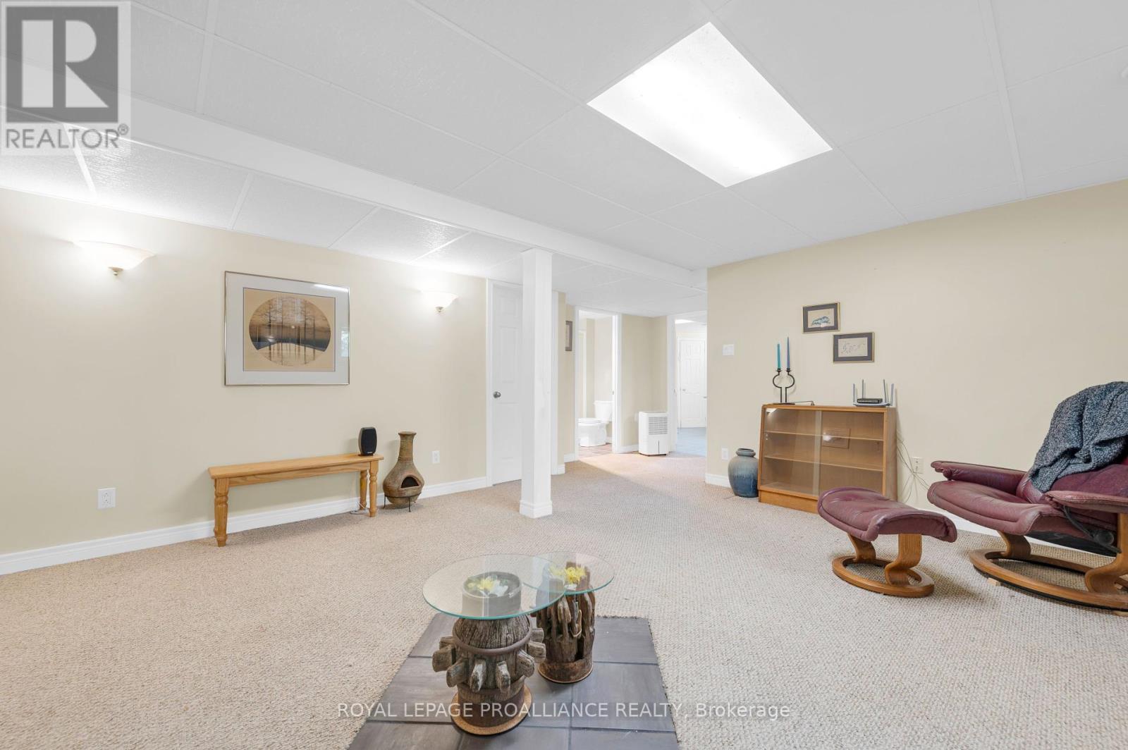 












21289 LOYALIST PARKWAY

,
Prince Edward County (Ameliasburgh),




Ontario
K0K1L0

