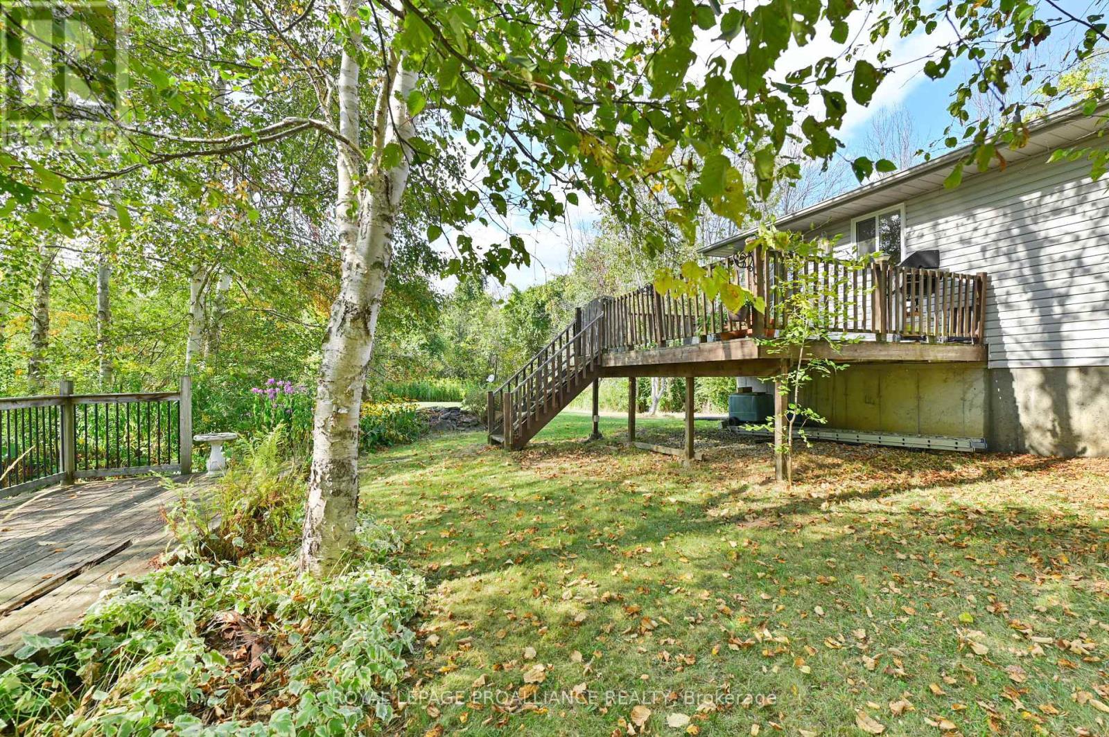 












21289 LOYALIST PARKWAY

,
Prince Edward County (Ameliasburgh),




Ontario
K0K1L0

