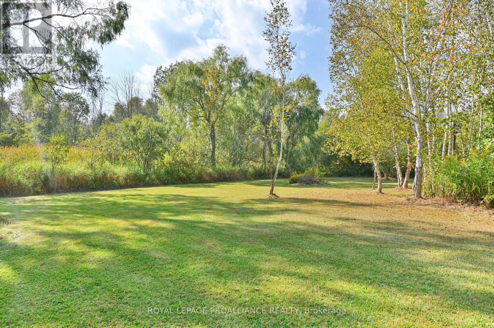 












21289 LOYALIST PARKWAY

,
Prince Edward County (Ameliasburgh),




Ontario
K0K1L0

