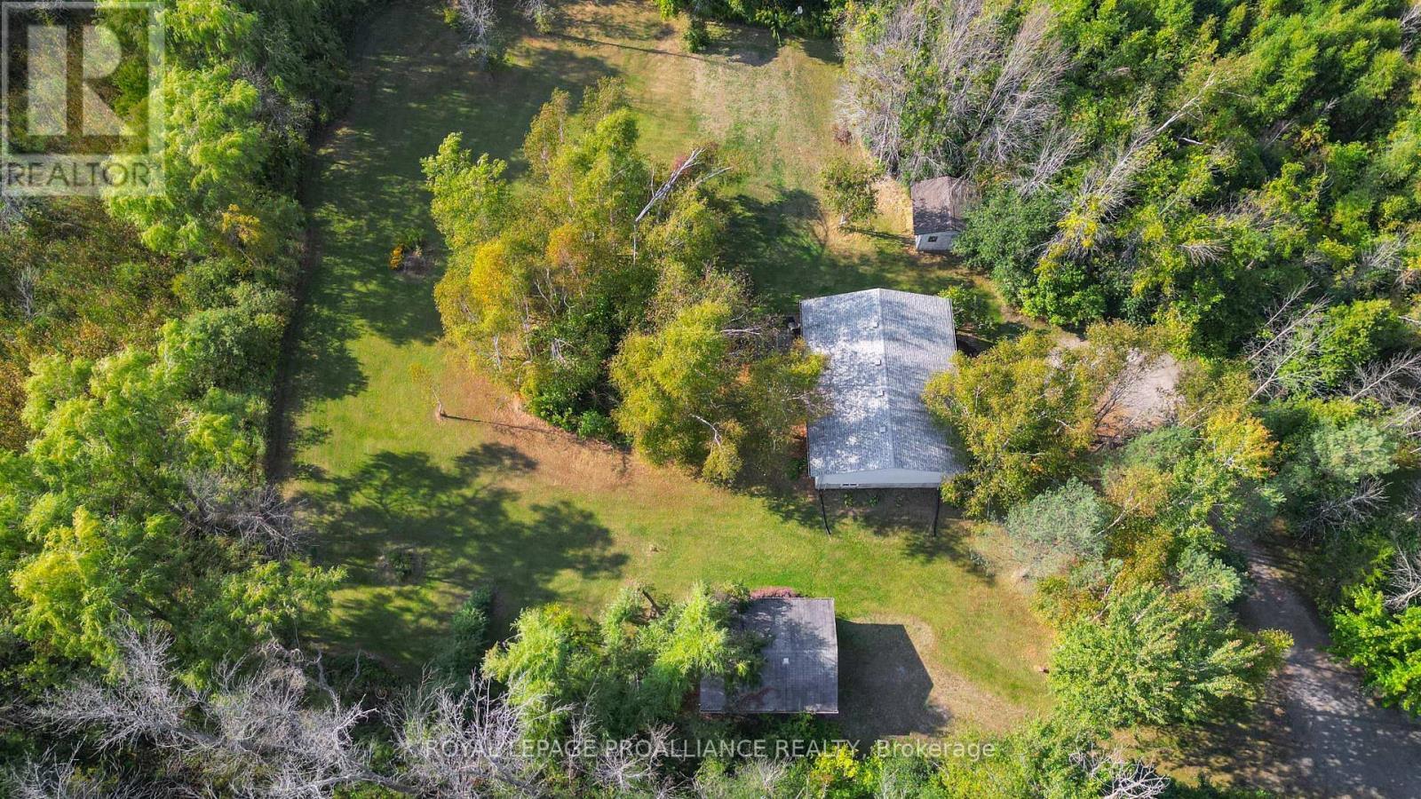 












21289 LOYALIST PARKWAY

,
Prince Edward County (Ameliasburgh),




Ontario
K0K1L0

