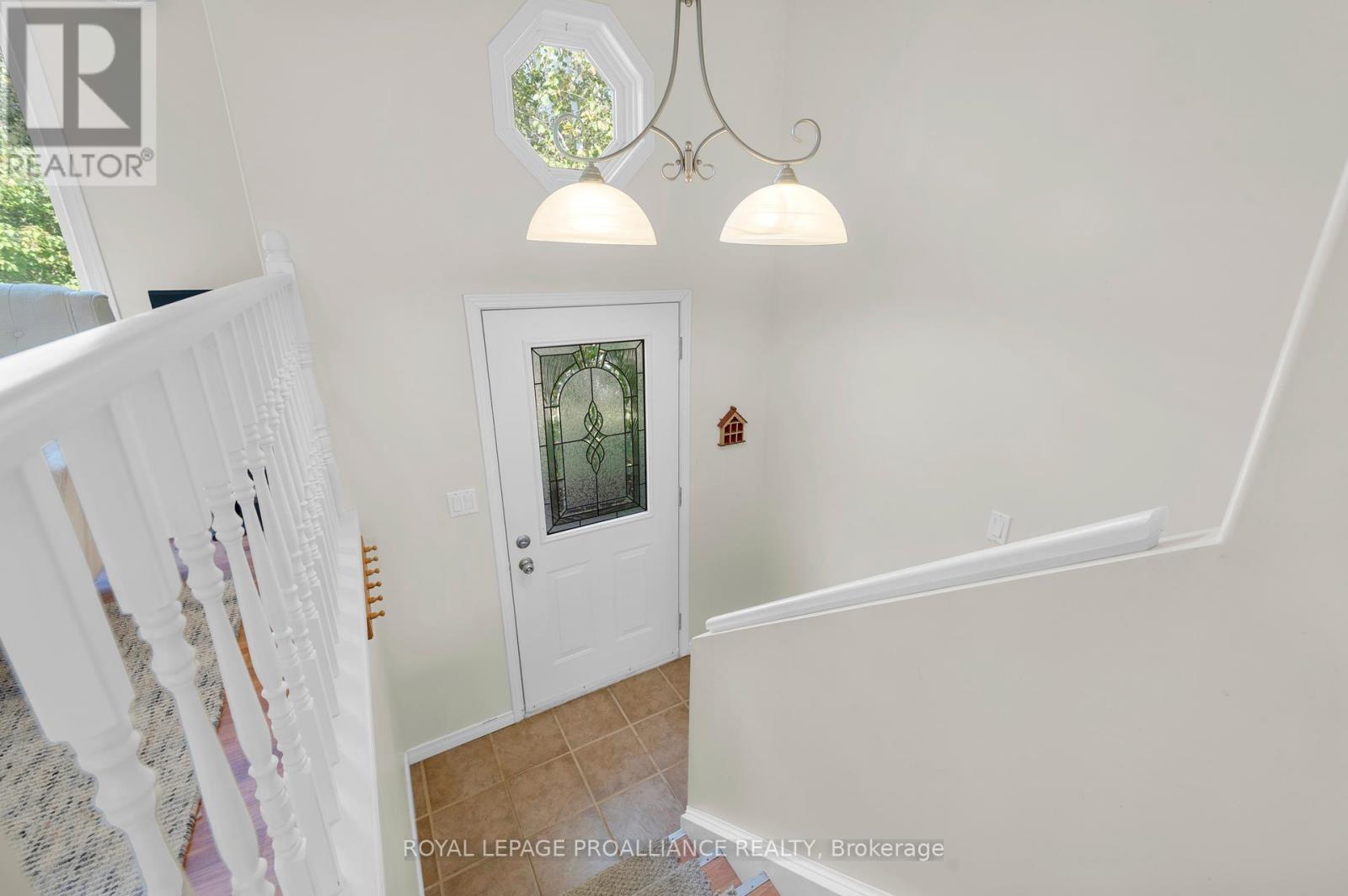 












21289 LOYALIST PARKWAY

,
Prince Edward County (Ameliasburgh),




Ontario
K0K1L0

