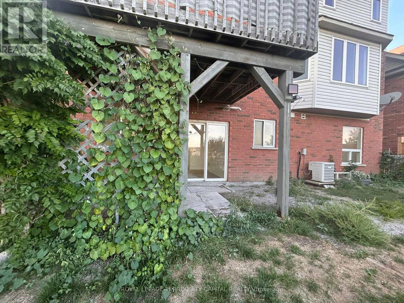 












B - 353 EDGEHILL DRIVE

,
Barrie,




Ontario
L4N9X5

