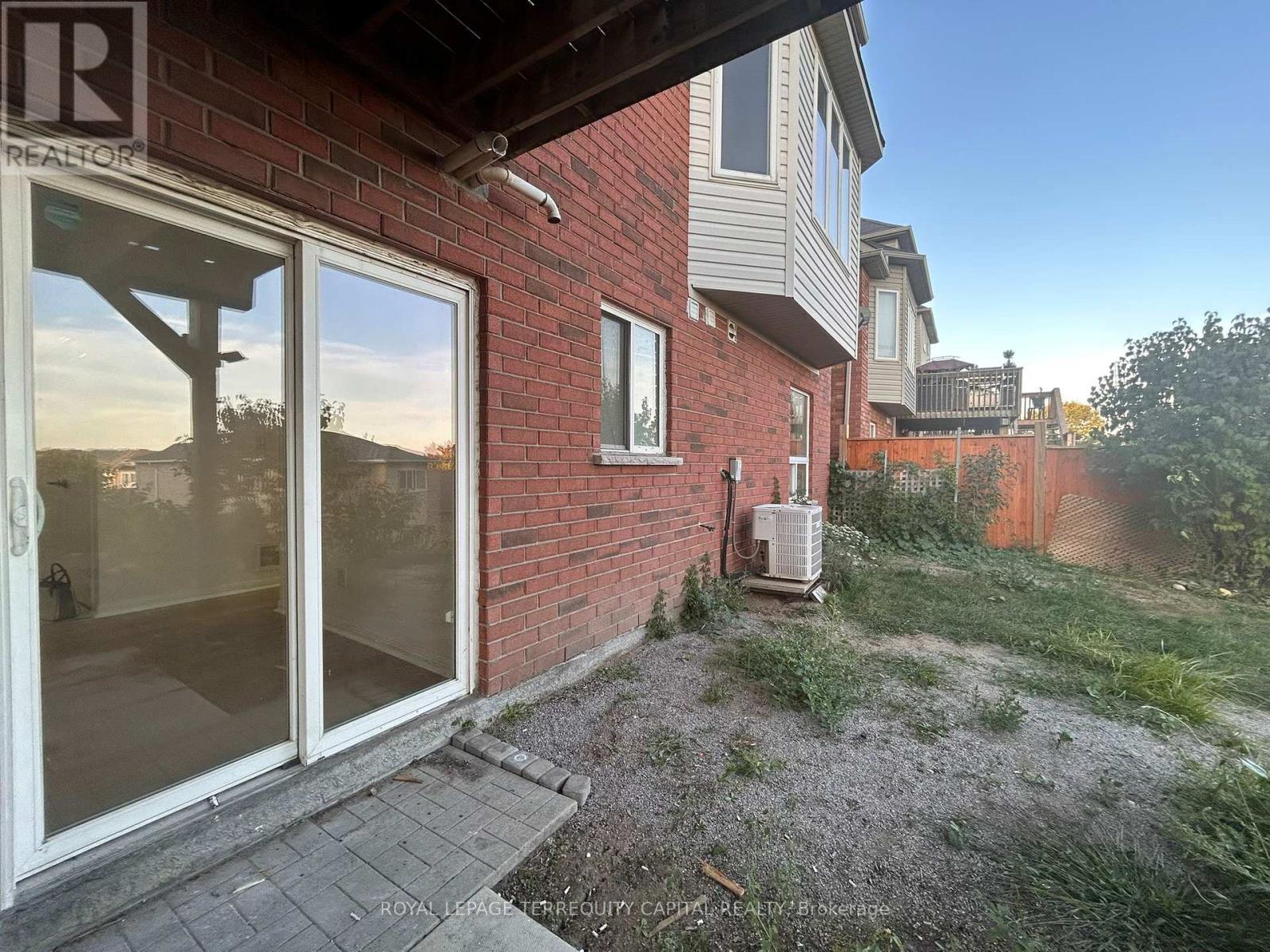 












B - 353 EDGEHILL DRIVE

,
Barrie,




Ontario
L4N9X5

