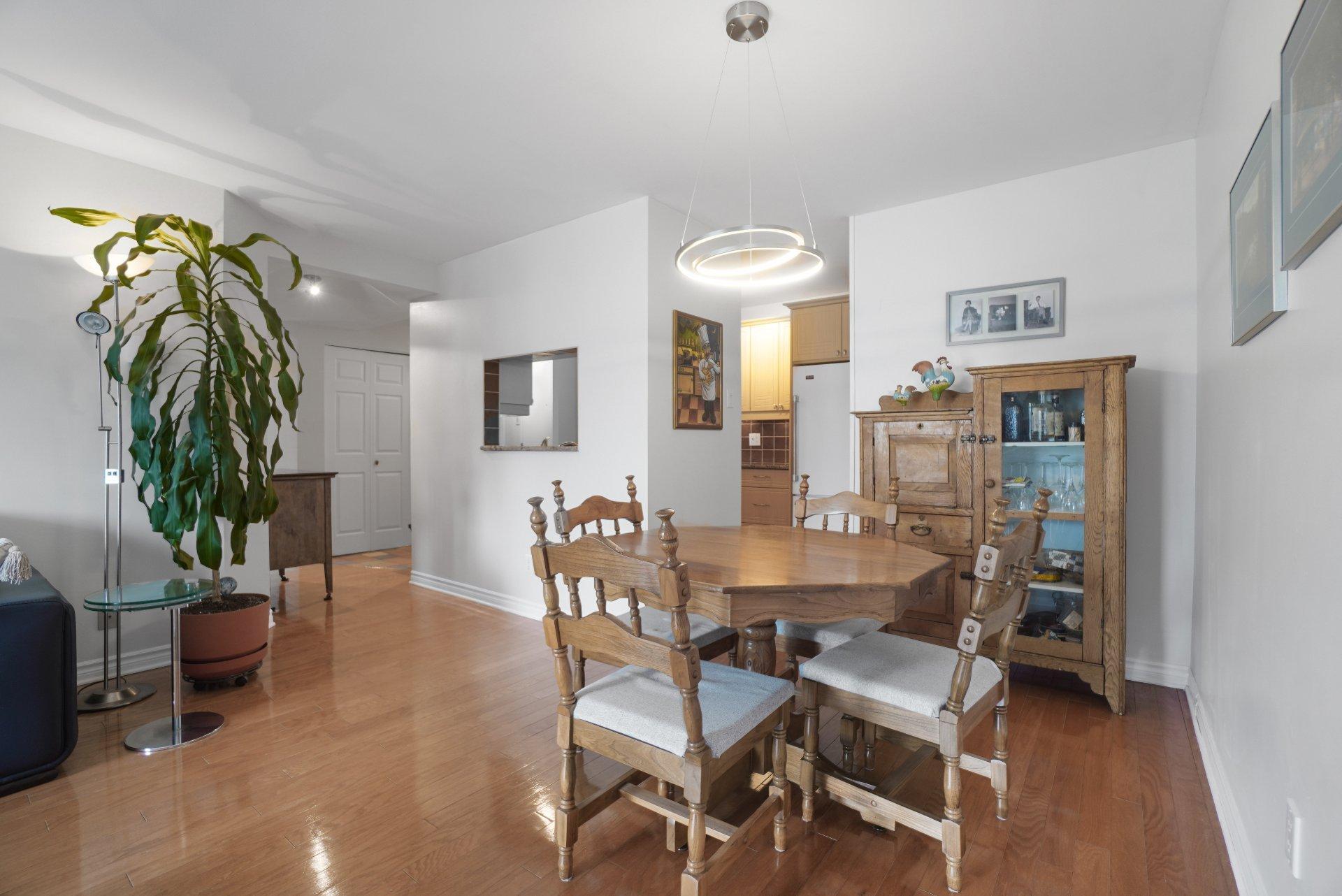 









5230


Rue Riviera

, 304,
Montréal (Pierrefonds-Roxboro),




QC
H8Z3H2

