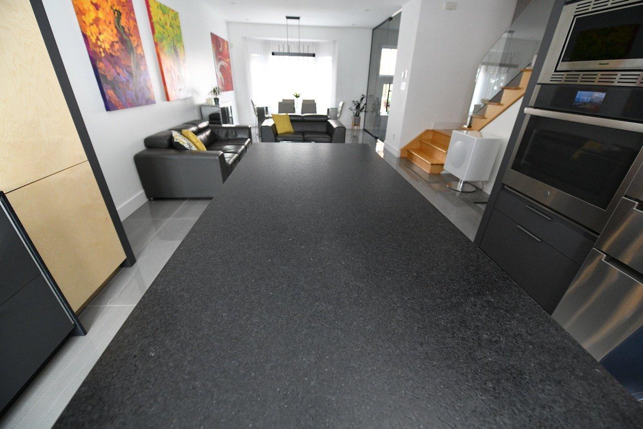 









2654Z


Av. Ernest-Hemingway

,
Montréal (Saint-Laurent),




QC
H4R3E7

