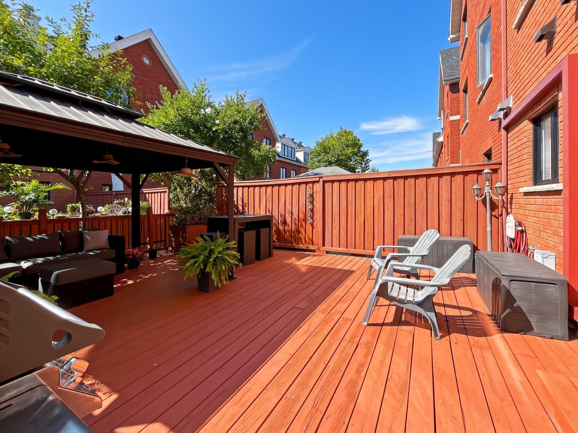 









2654Z


Av. Ernest-Hemingway

,
Montréal (Saint-Laurent),




QC
H4R3E7

