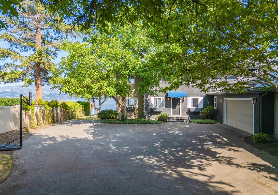 









4260


Hobson

Road,
Kelowna,




BC
V1W 1Y3

