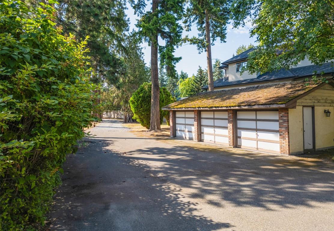 









4260


Hobson

Road,
Kelowna,




BC
V1W 1Y3

