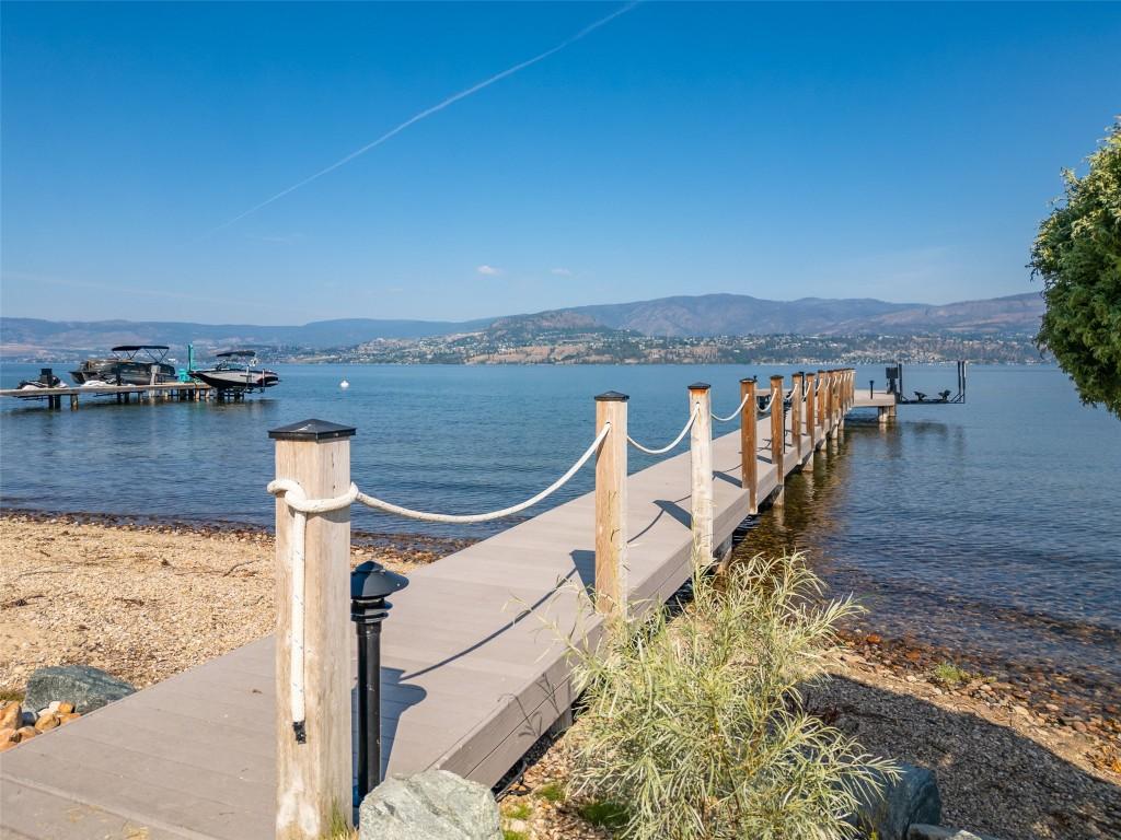 









4260


Hobson

Road,
Kelowna,




BC
V1W 1Y3

