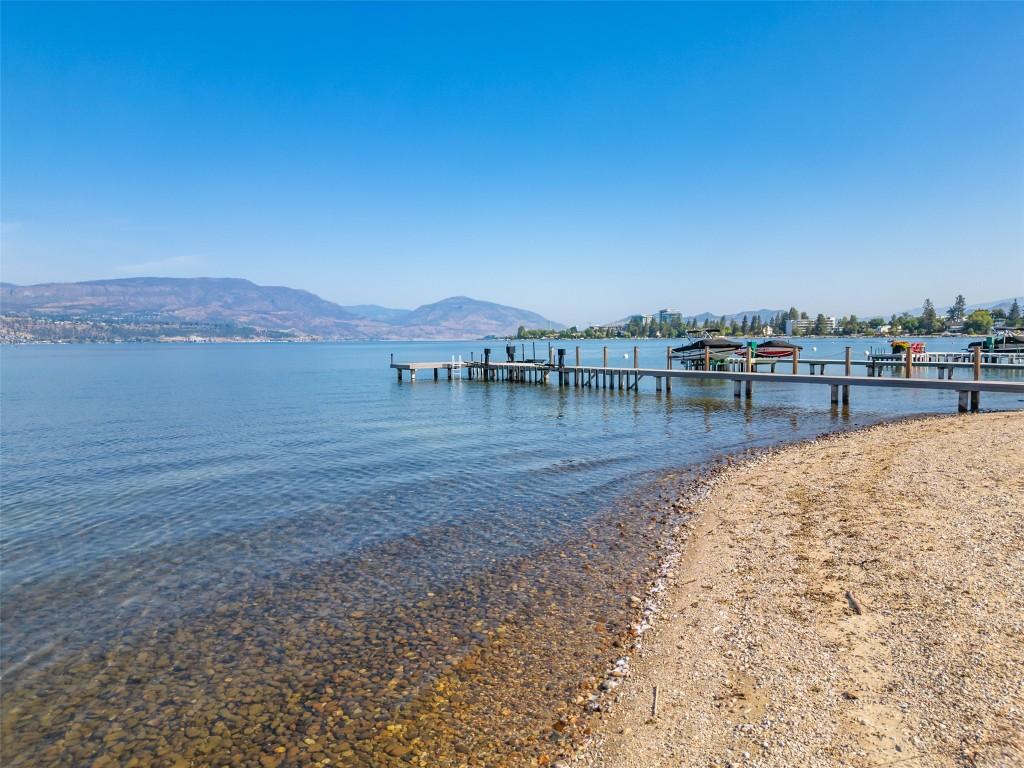









4260


Hobson

Road,
Kelowna,




BC
V1W 1Y3

