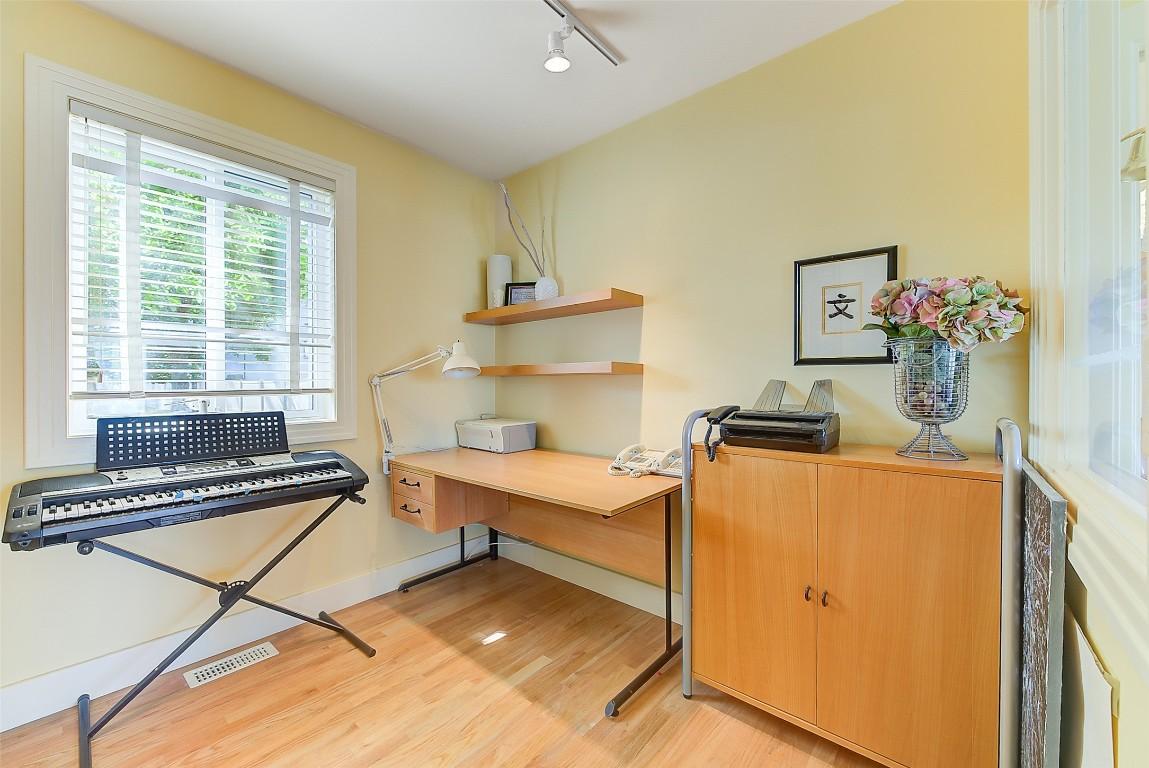 









4260


Hobson

Road,
Kelowna,




BC
V1W 1Y3

