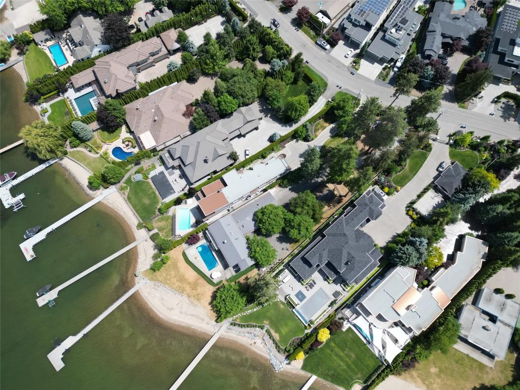 









4260


Hobson

Road,
Kelowna,




BC
V1W 1Y3

