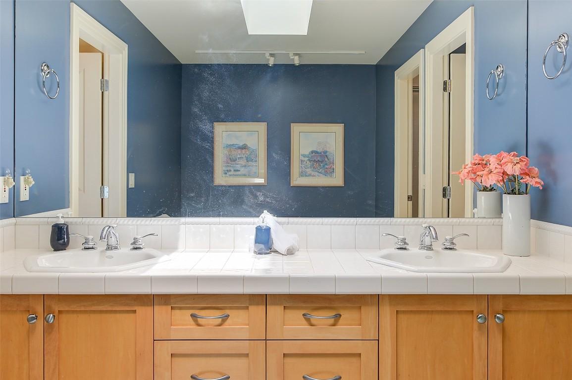 









4260


Hobson

Road,
Kelowna,




BC
V1W 1Y3

