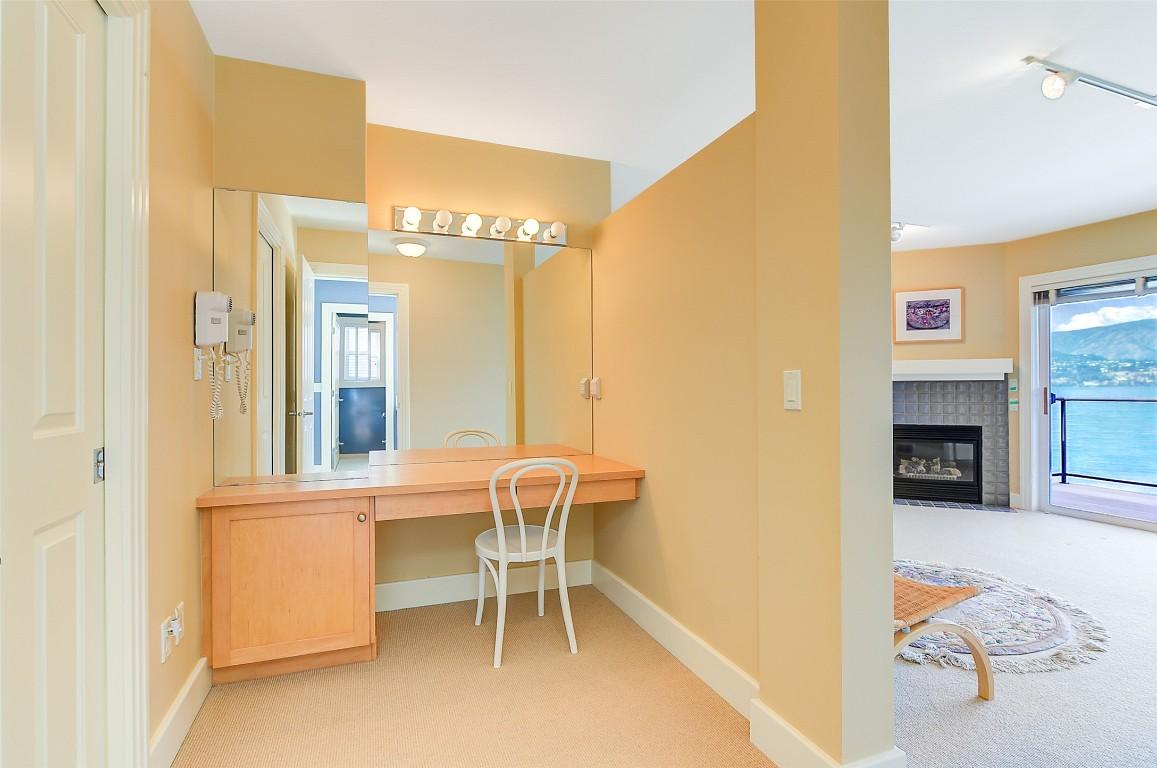 









4260


Hobson

Road,
Kelowna,




BC
V1W 1Y3

