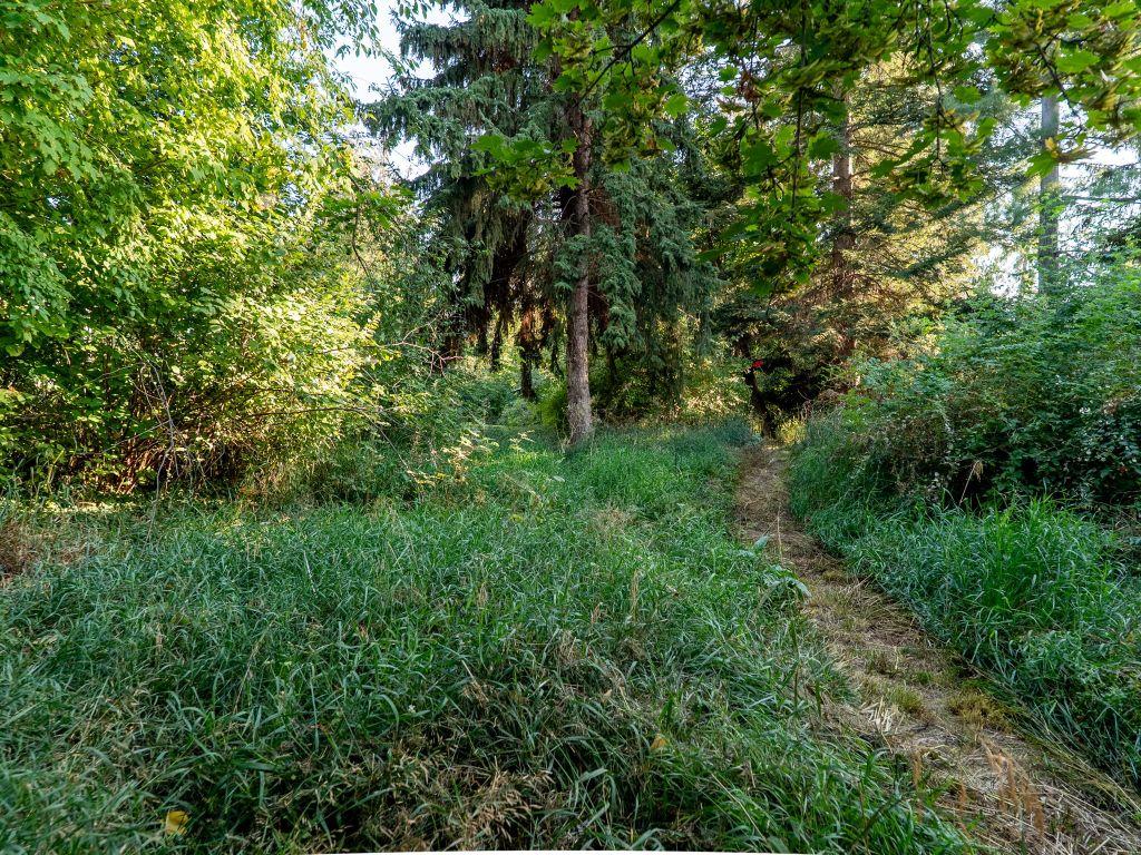 









4495


Nottingham

Road,
Kelowna,







BC
V1W 1V1

