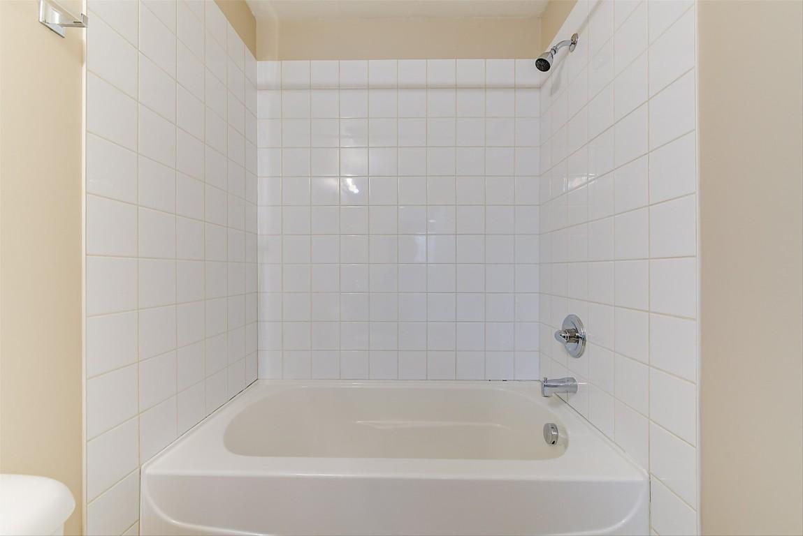 









1875


Country Club

Drive, 1105,
Kelowna,




BC
V1V 2W6

