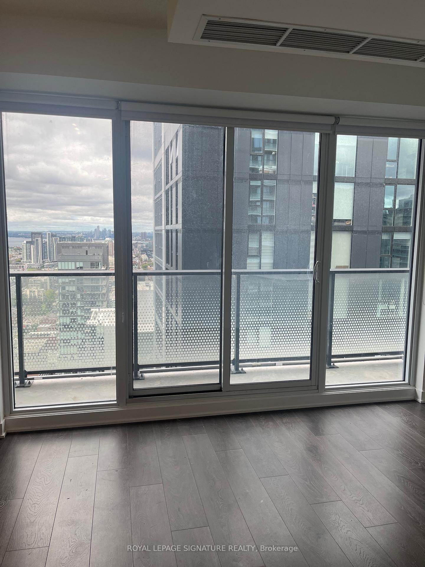 









115


Blue Jays

Way, 4807,
Toronto,




ON
M5V 0N4

