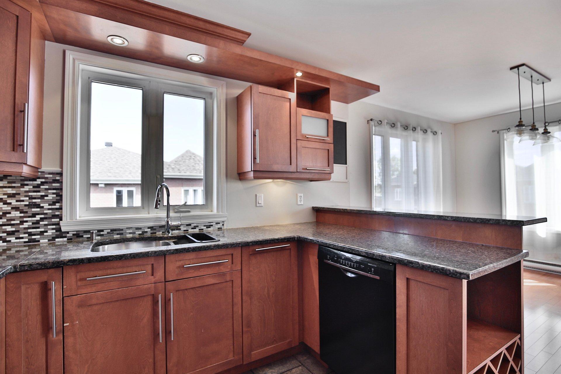 









1168


Rue Pierre-Cognac

, 402,
Chambly,




QC
J3L5W8

