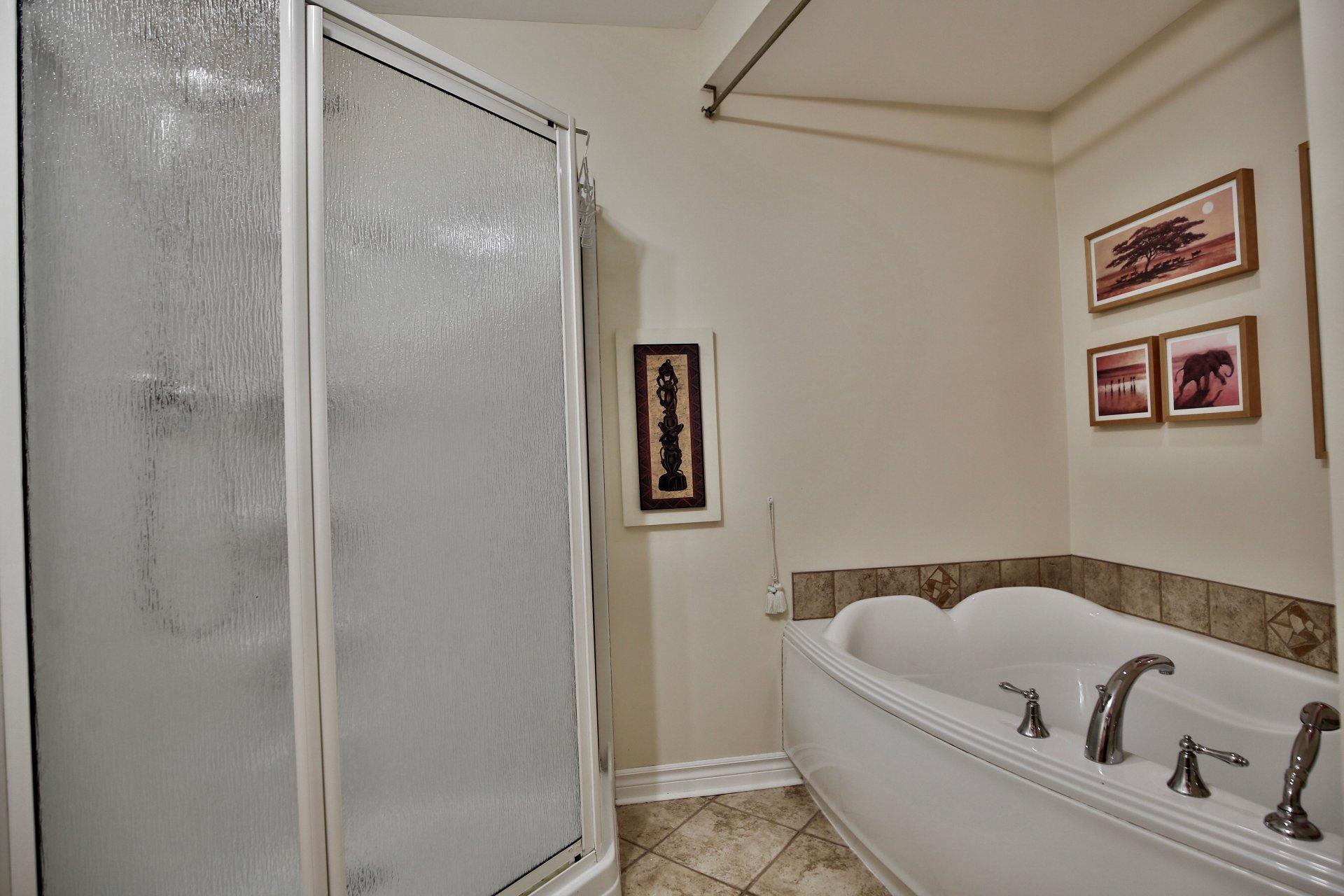 









1168


Rue Pierre-Cognac

, 402,
Chambly,




QC
J3L5W8

