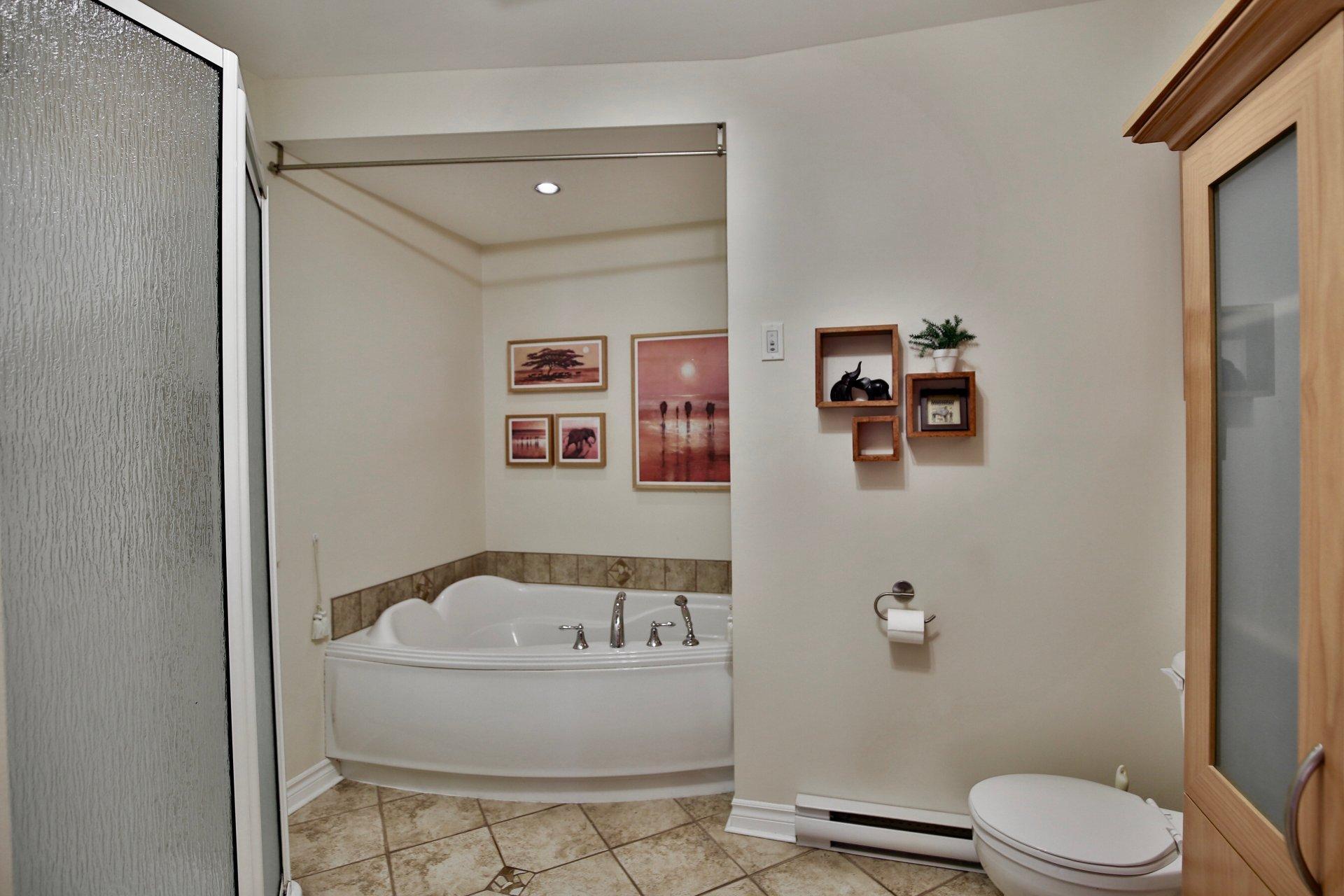 









1168


Rue Pierre-Cognac

, 402,
Chambly,




QC
J3L5W8

