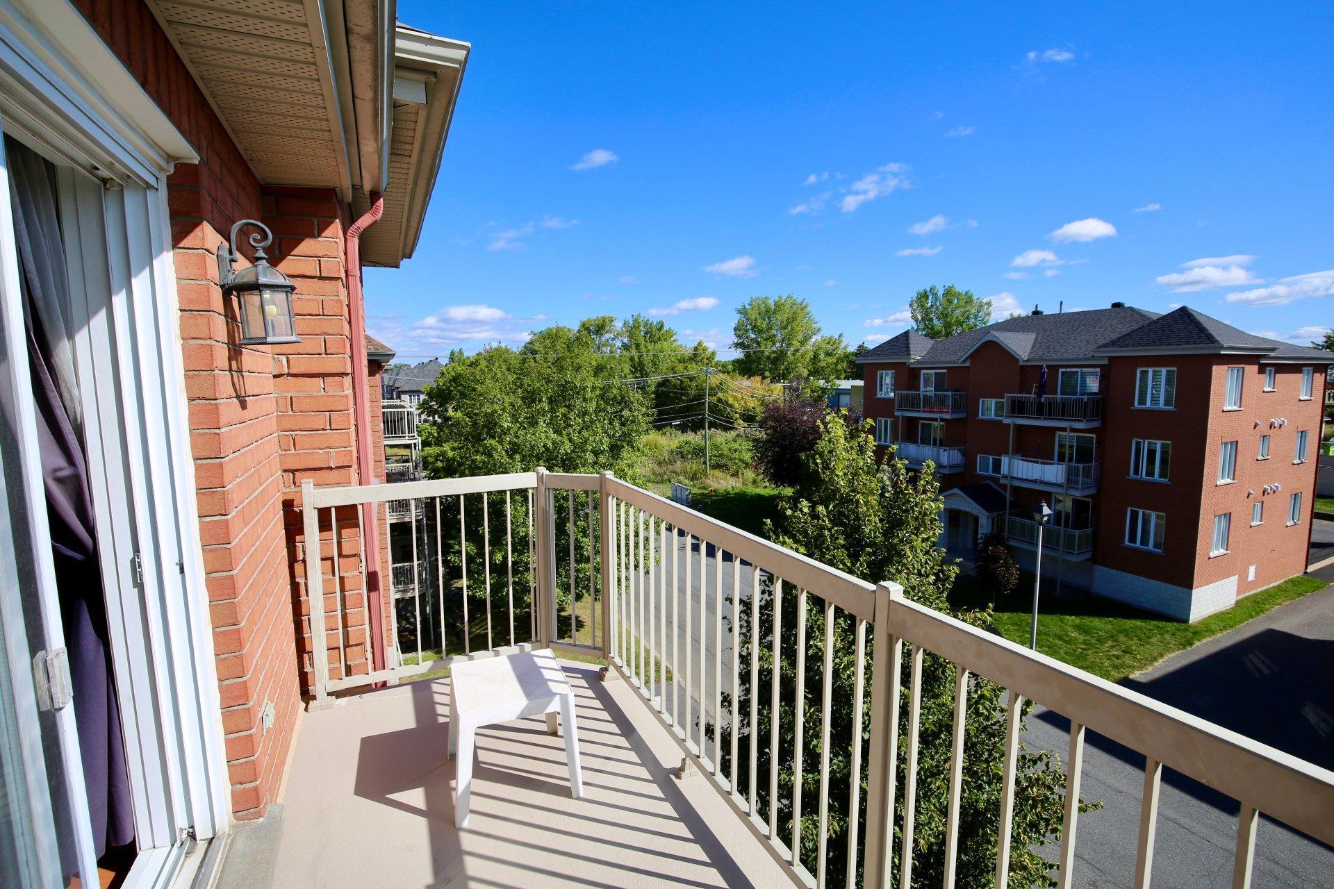 









1168


Rue Pierre-Cognac

, 402,
Chambly,




QC
J3L5W8

