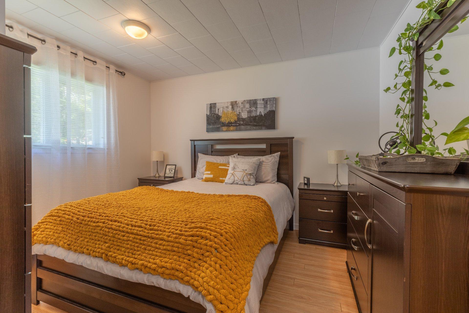 









6030


Rue Arthur

,
Saint-Zénon,




QC
J0K3N0

