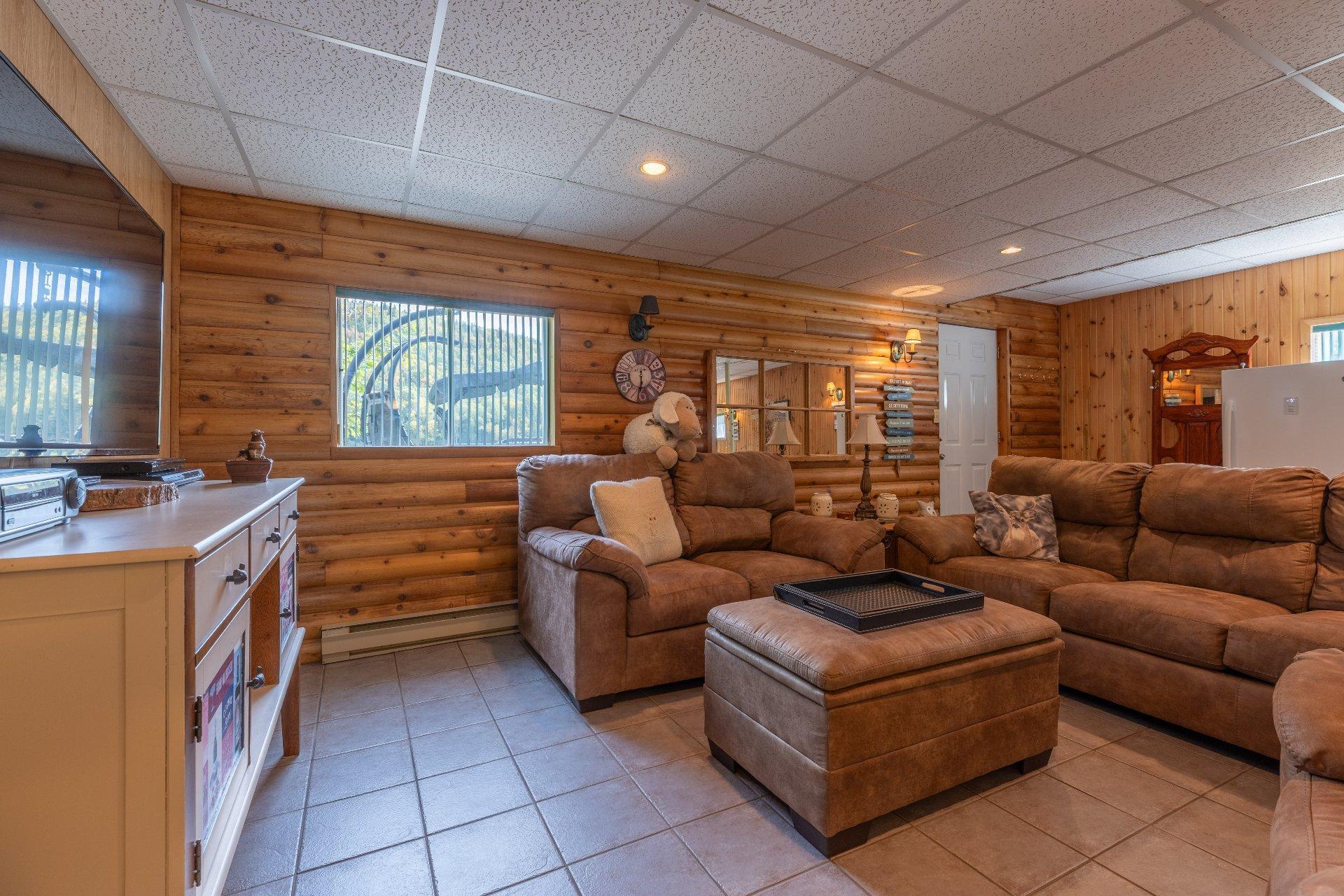 









6030


Rue Arthur

,
Saint-Zénon,




QC
J0K3N0

