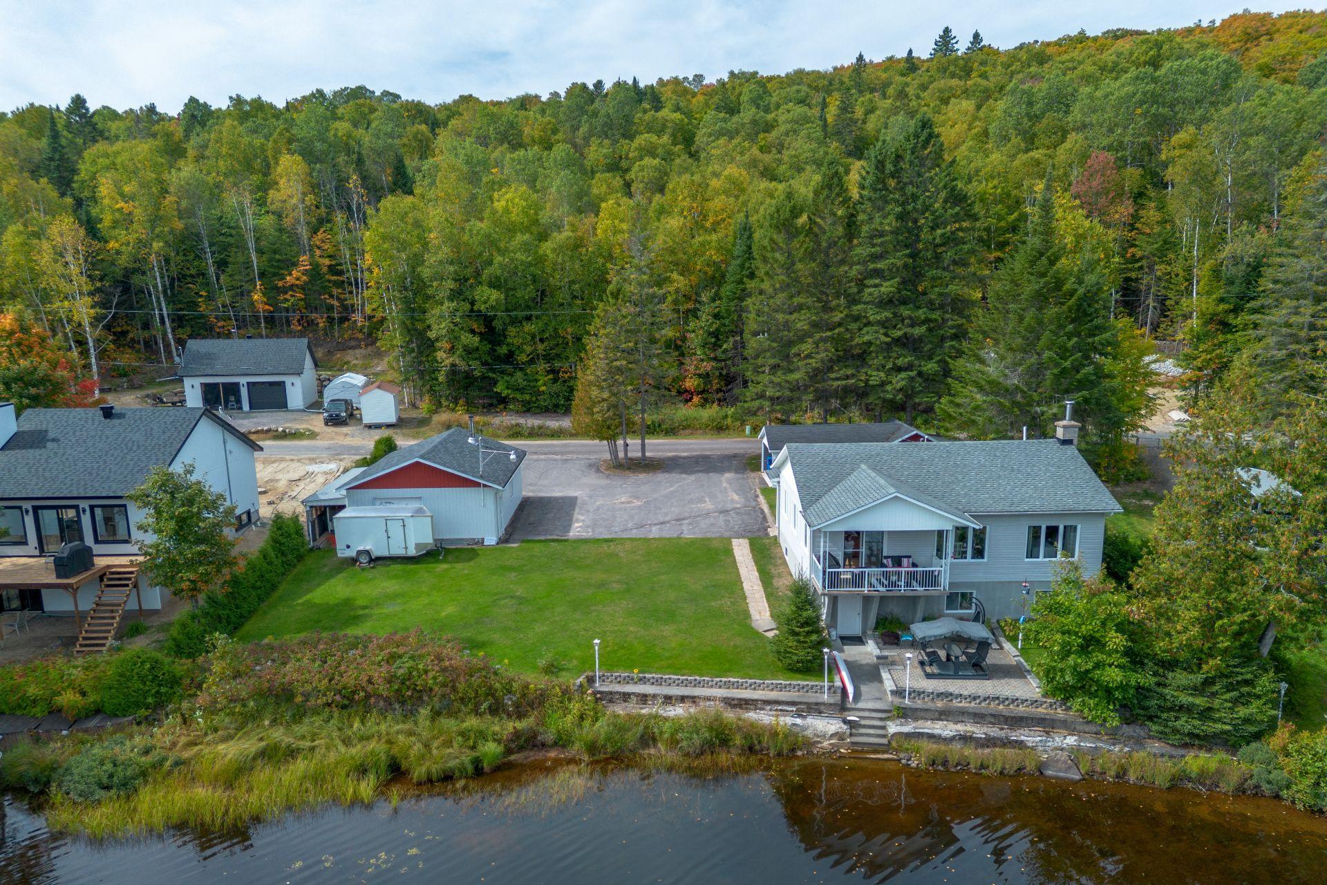 









6030


Rue Arthur

,
Saint-Zénon,




QC
J0K3N0

