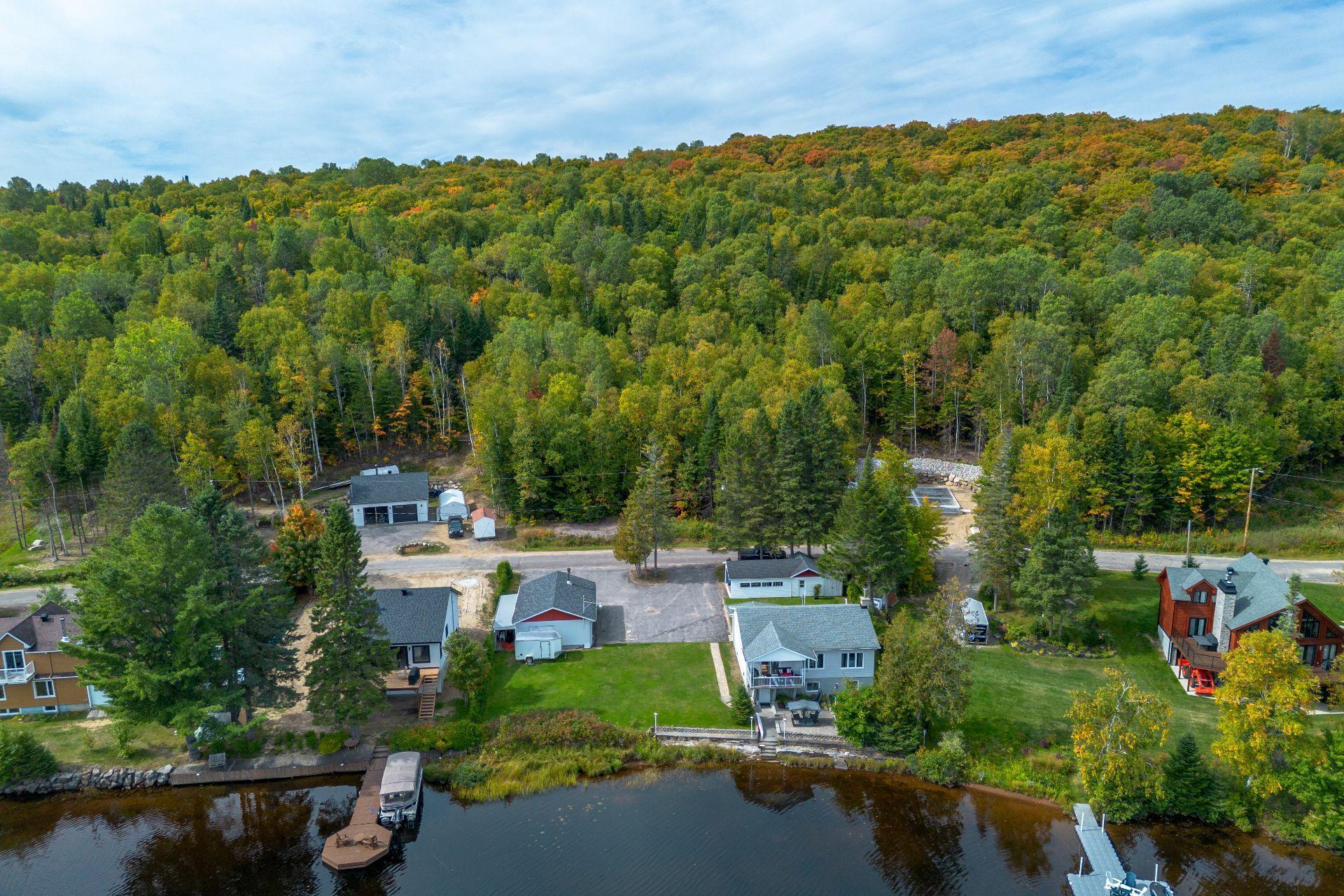 









6030


Rue Arthur

,
Saint-Zénon,




QC
J0K3N0

