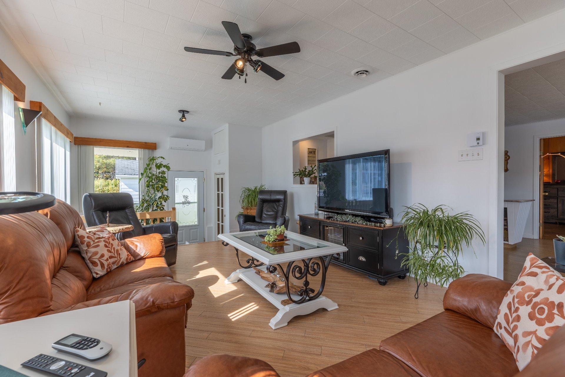 









6030


Rue Arthur

,
Saint-Zénon,




QC
J0K3N0

