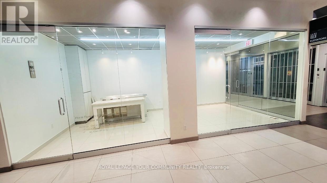 












77 - 7181 YONGE STREET

,
Markham,




Ontario
L3T0C7

