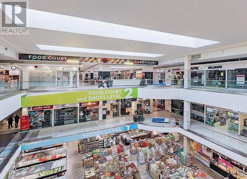 












77 - 7181 YONGE STREET

,
Markham,




Ontario
L3T0C7

