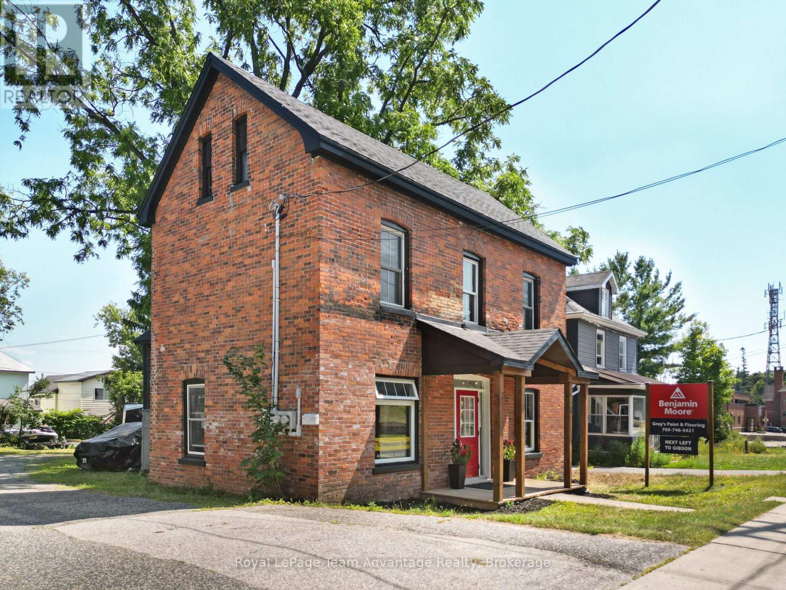 












13 CHURCH STREET

,
Parry Sound,




Ontario
P2A1Y2

