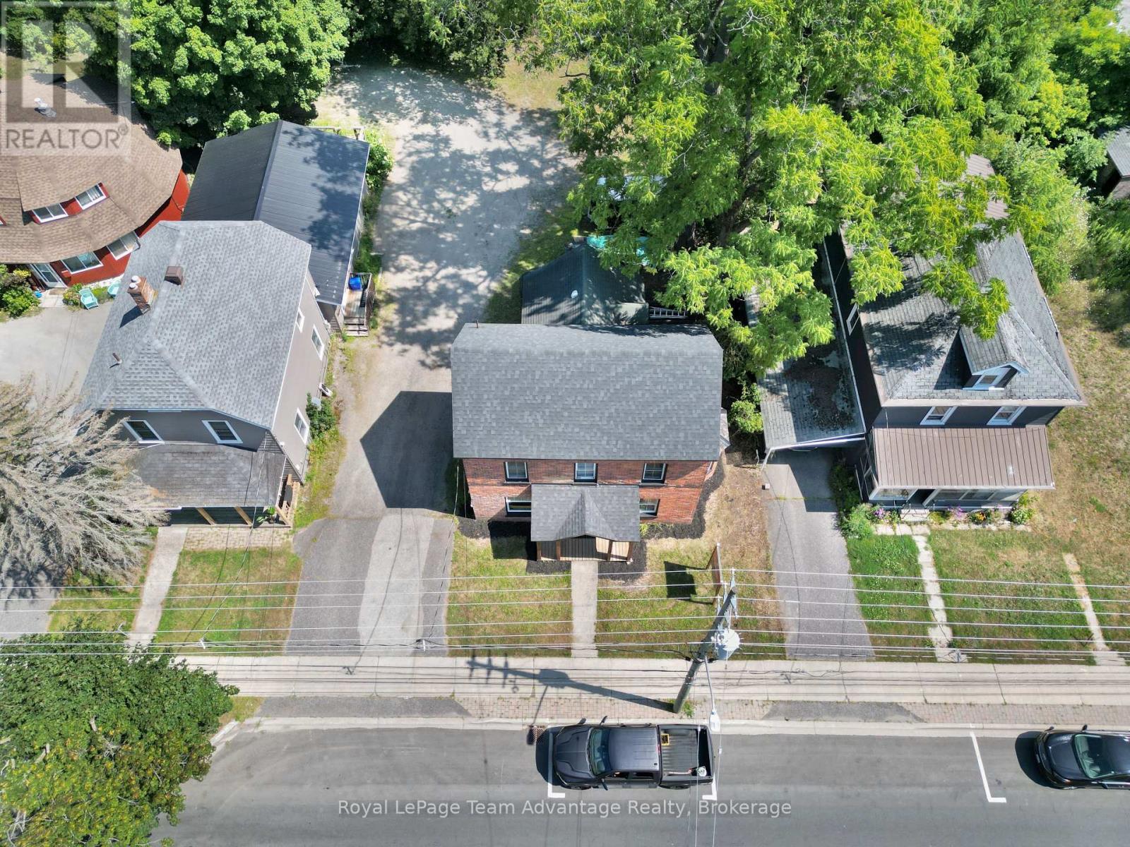












13 CHURCH STREET

,
Parry Sound,




Ontario
P2A1Y2

