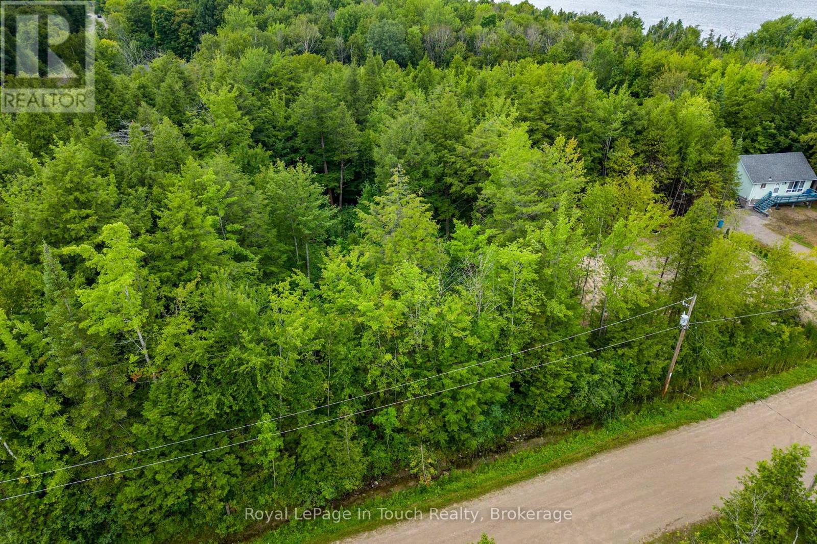 












LT 484 TOMAHAWK CRESCENT

,
Tiny,







Ontario
L9M0C9

