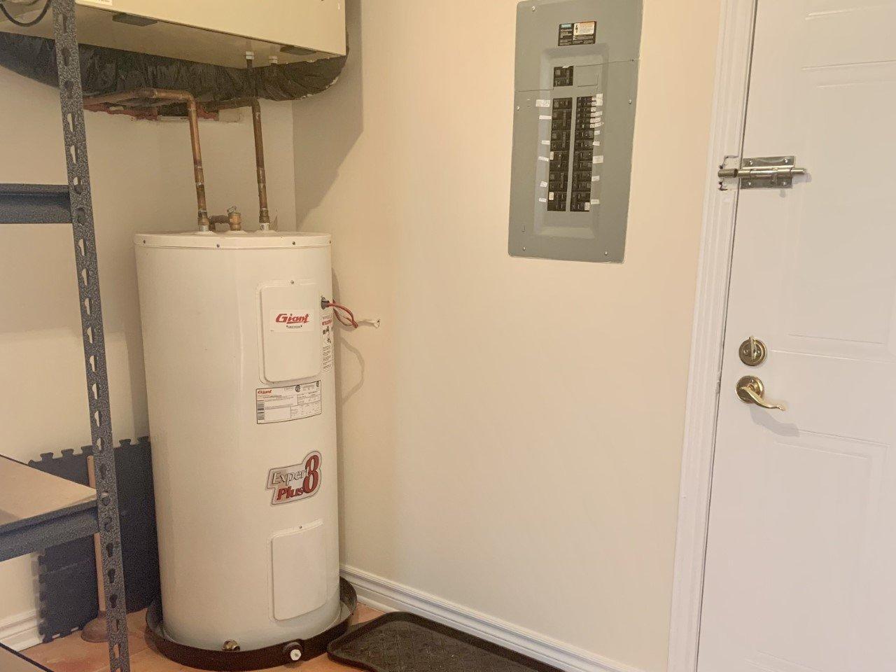 









16669


Boul. de Pierrefonds

, 301,
Montréal (Pierrefonds-Roxboro),




QC
H9H5L8

