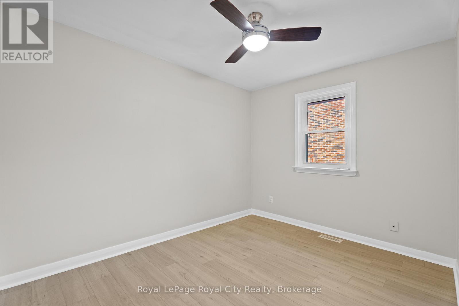 












109 NORTHUMBERLAND STREET

,
Guelph (Downtown),




Ontario
N1H3B1

