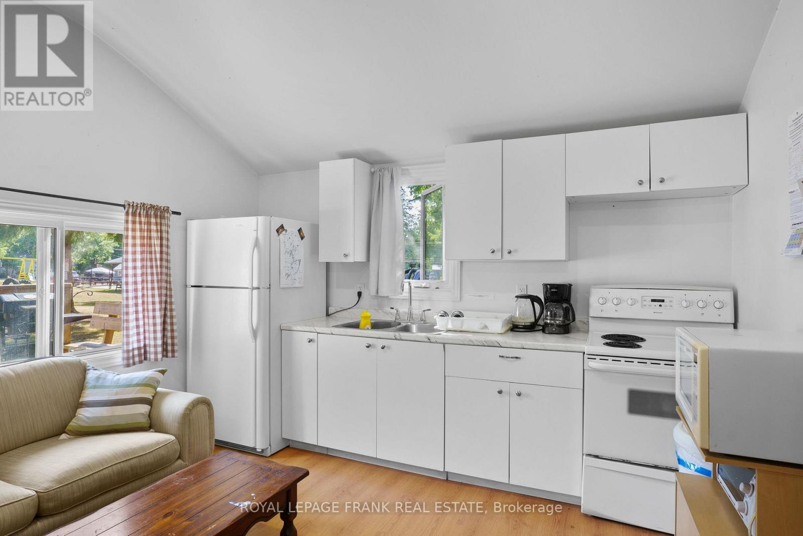 












7 - 230-232 LAKE DALRYMPLE ROAD

,
Kawartha Lakes (Carden),




Ontario
L0K1W0

