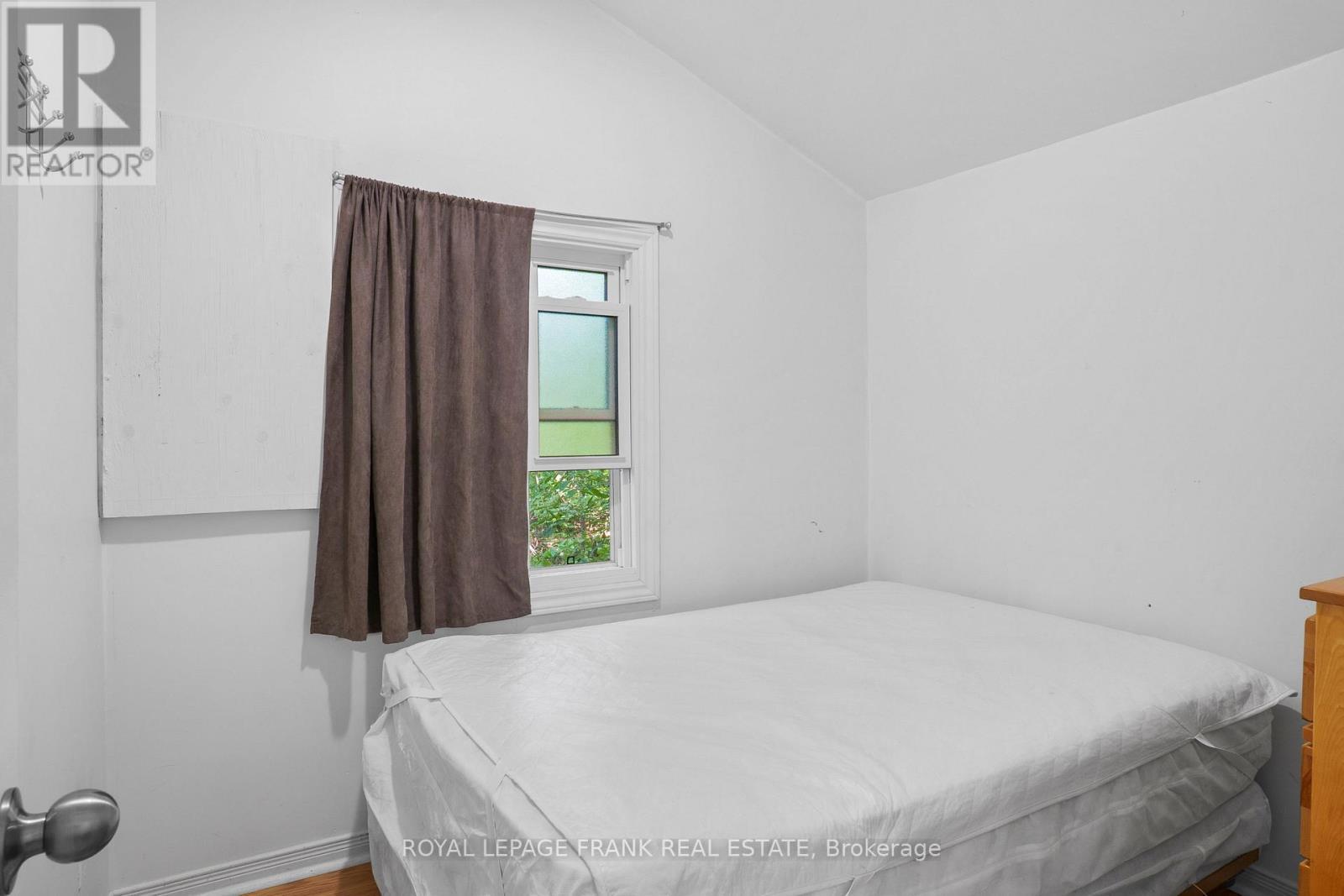 












7 - 230-232 LAKE DALRYMPLE ROAD

,
Kawartha Lakes (Carden),




Ontario
L0K1W0


