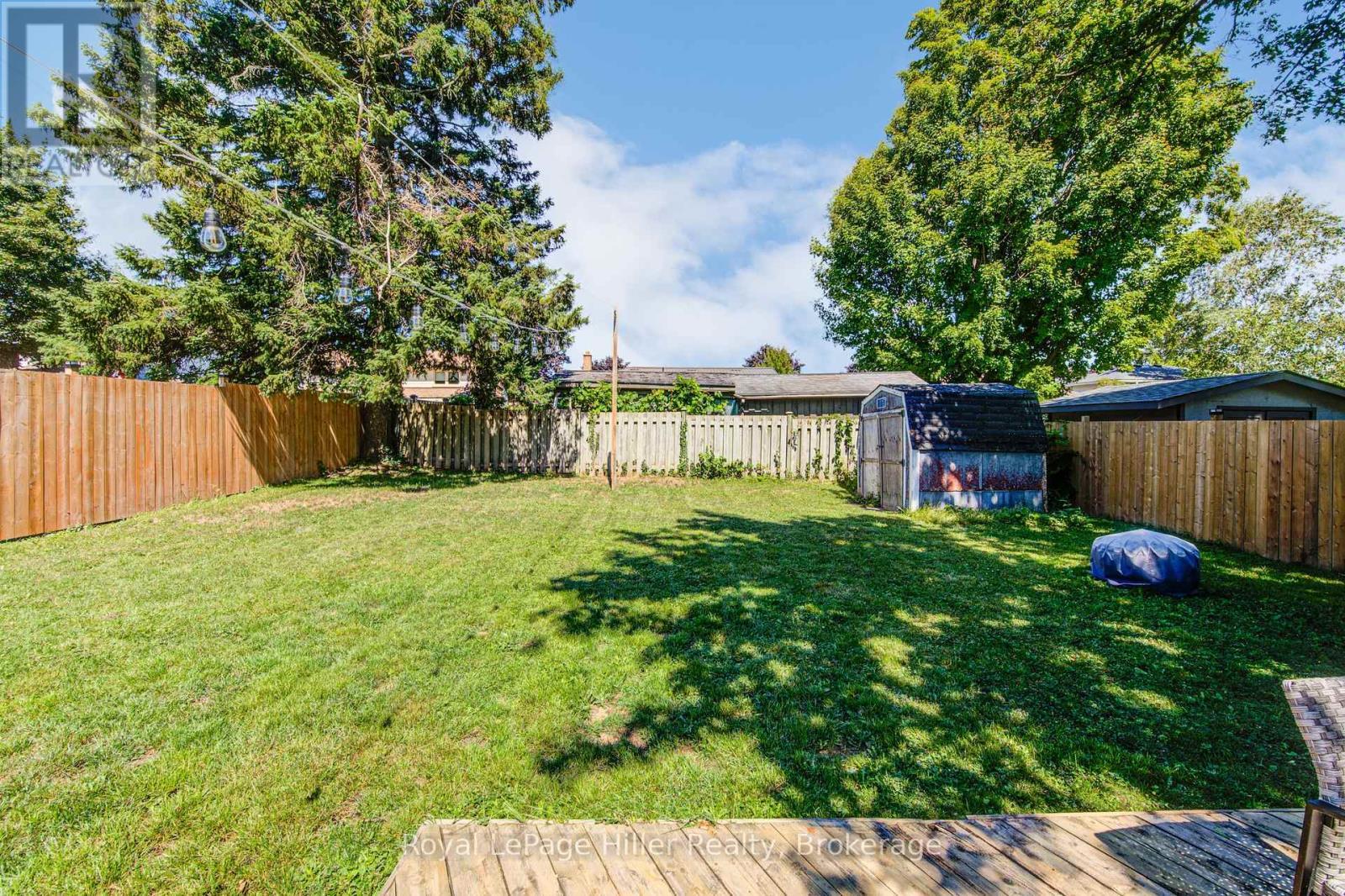 












11 WARWICK ROAD

,
Stratford,




Ontario
N5A6E6

