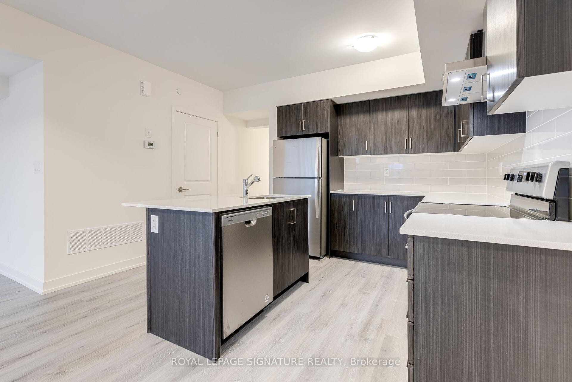 









58


Elizabeth

Street South, 2106,
Richmond Hill,




ON
L4C 5W2

