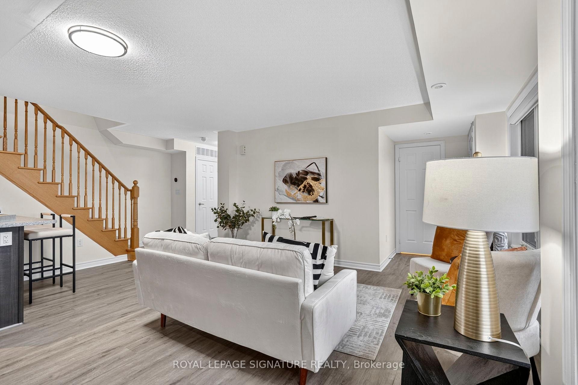 









200


Veterans

Drive, 110,
Brampton,




ON
L7A 4S6

