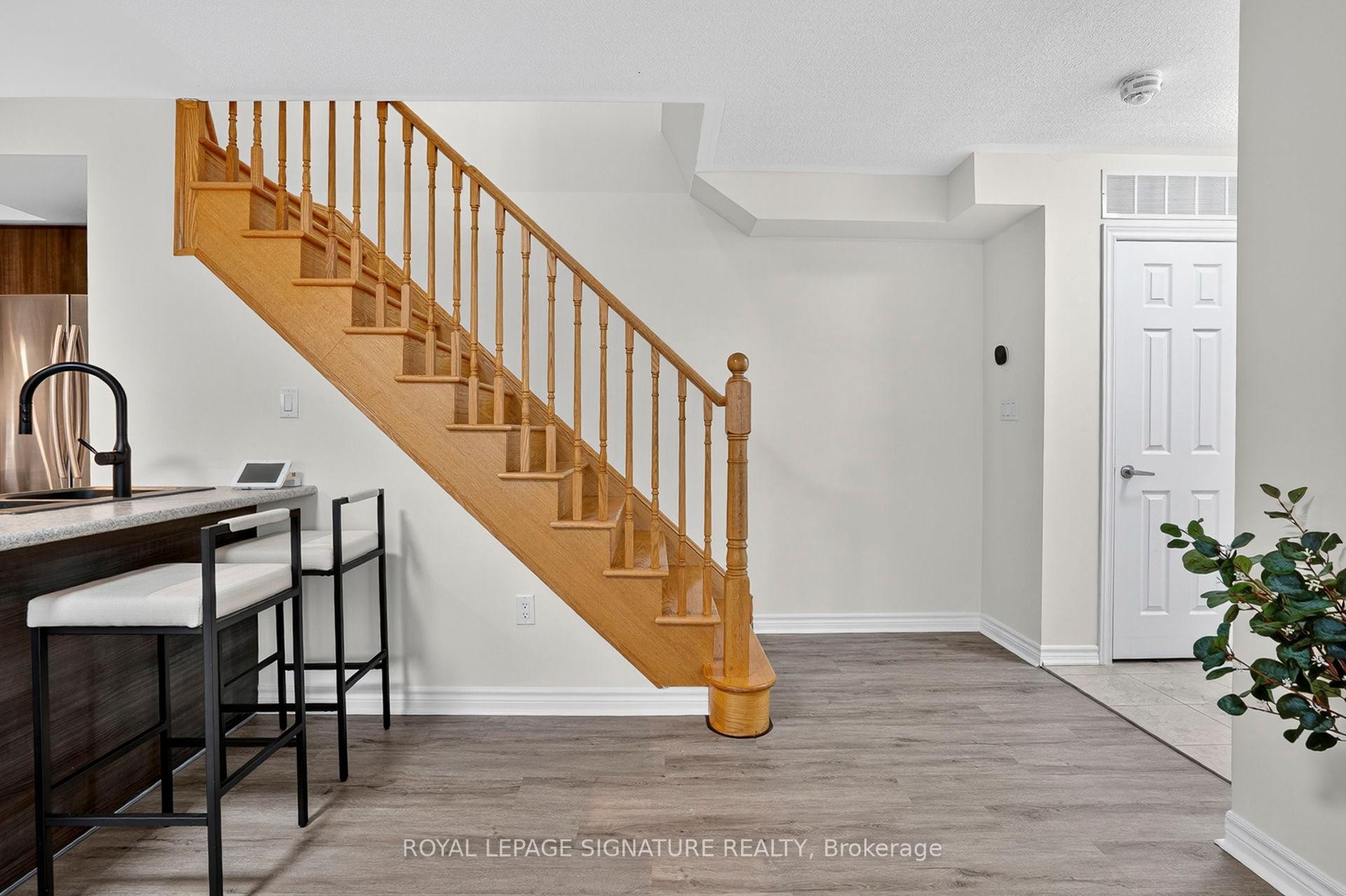 









200


Veterans

Drive, 110,
Brampton,




ON
L7A 4S6

