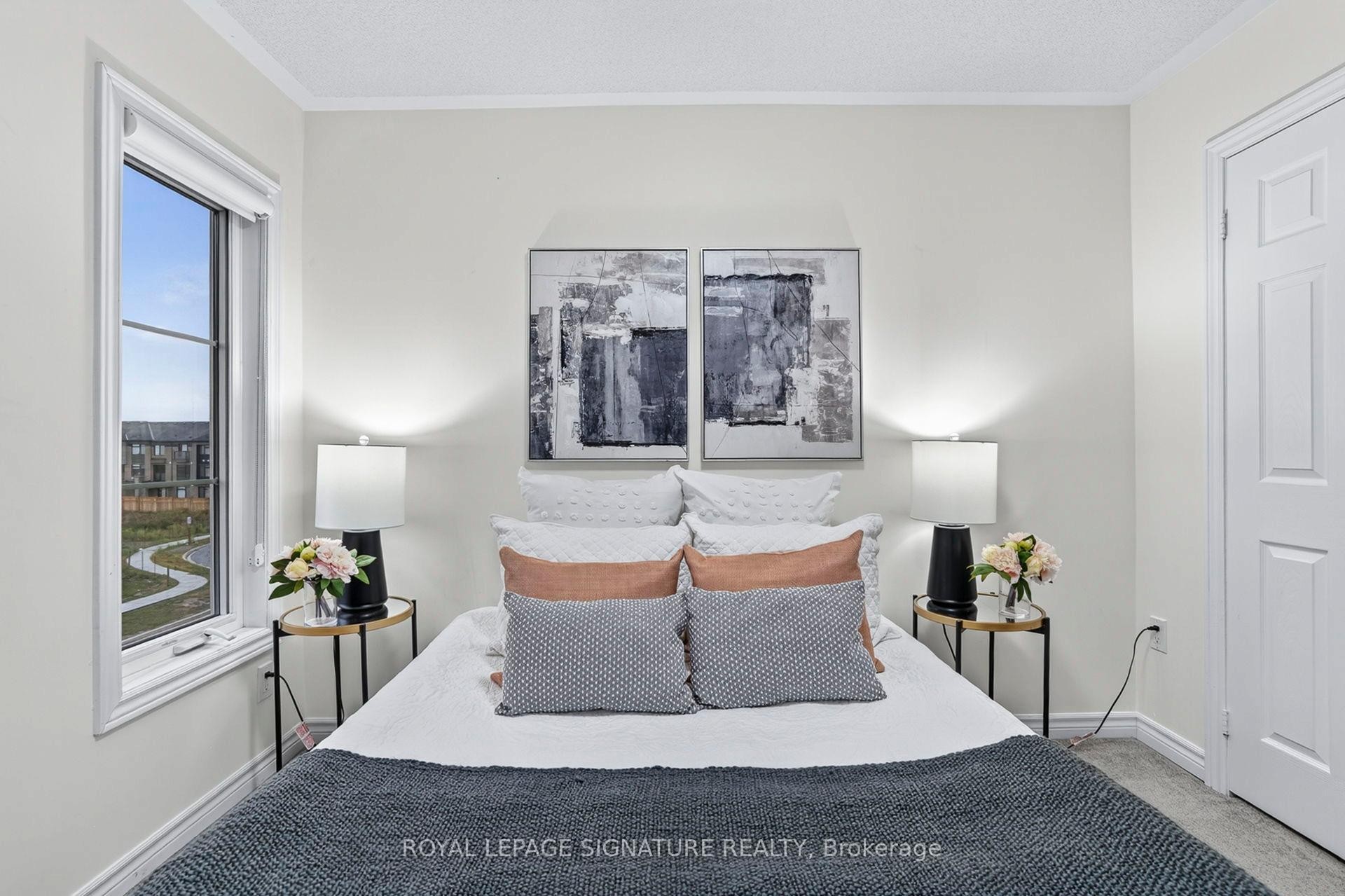 









200


Veterans

Drive, 110,
Brampton,




ON
L7A 4S6

