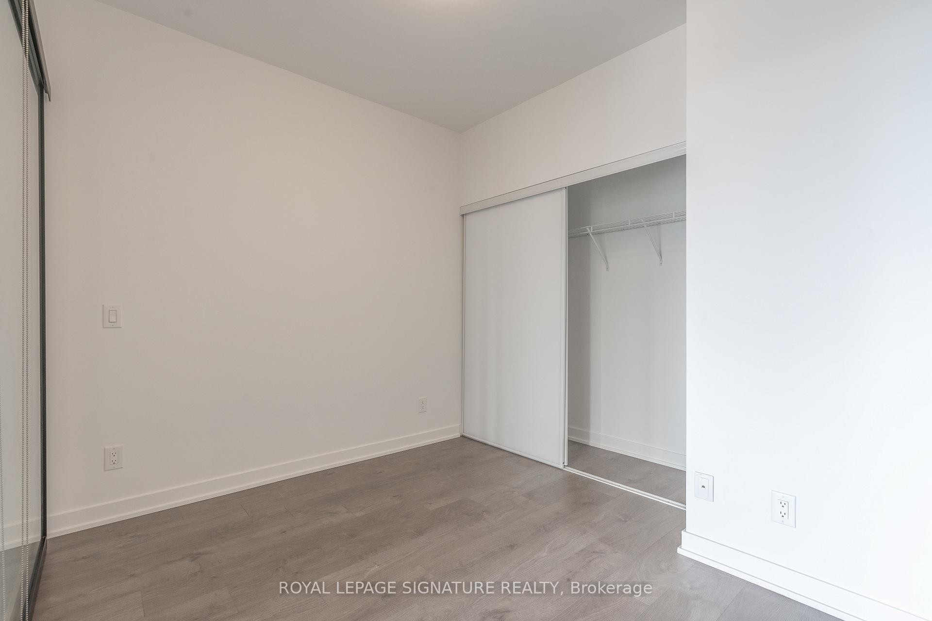 









5


Defries

Street, 1804,
Toronto,




ON
M5A 0W7

