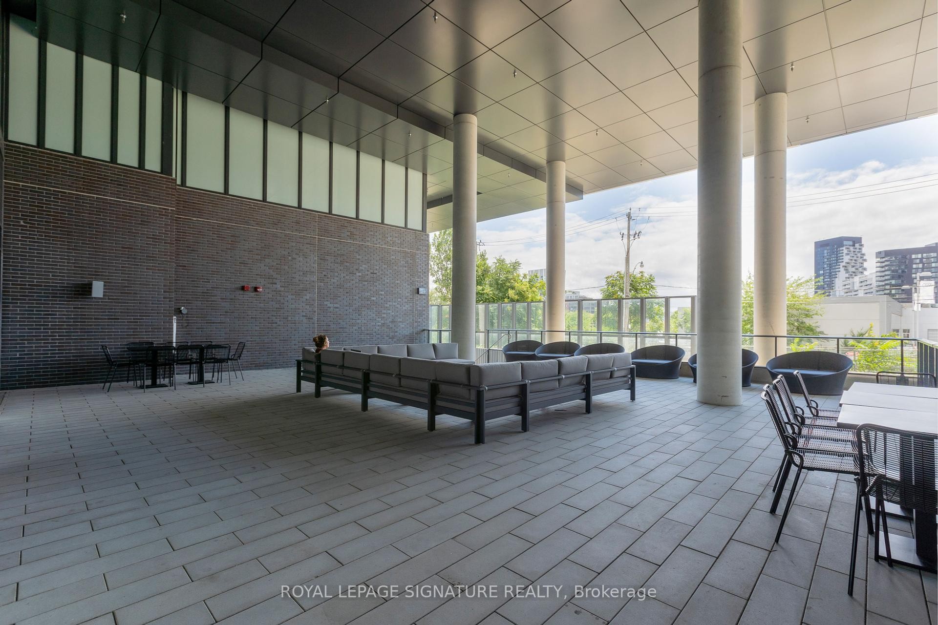 









5


Defries

Street, 1804,
Toronto,




ON
M5A 0W7

