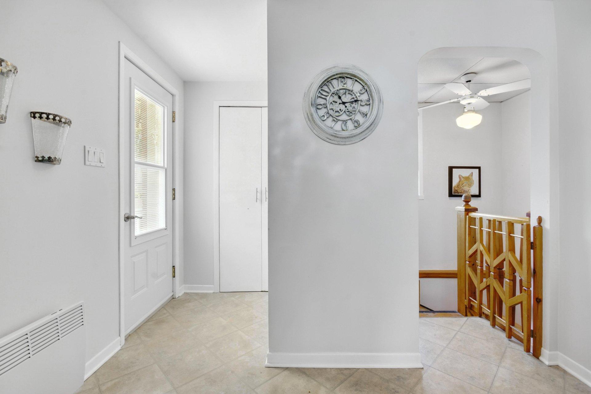 









54


2e Avenue N.

,
Montréal (Pierrefonds-Roxboro),




QC
H8Y2L2

