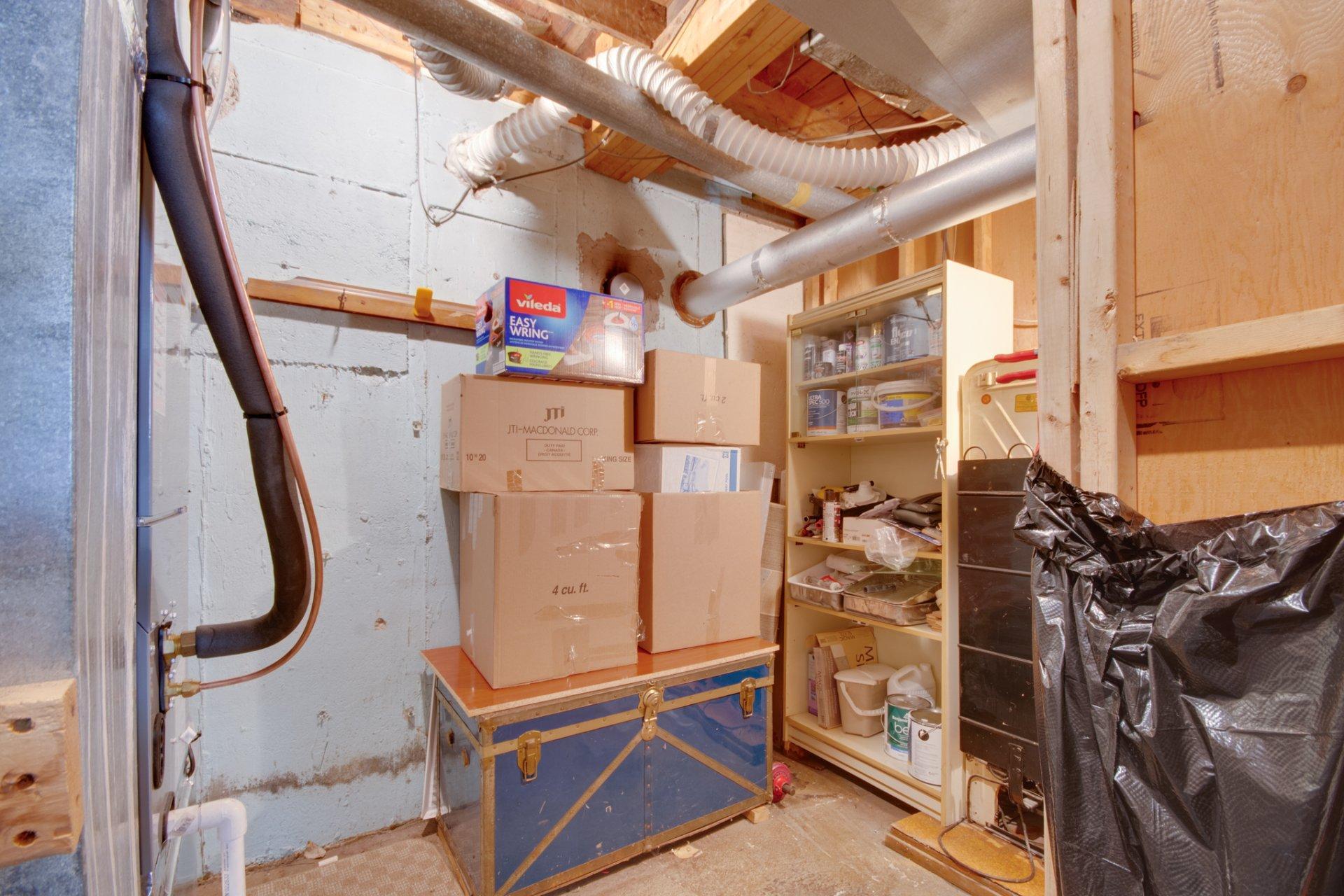 









54


2e Avenue N.

,
Montréal (Pierrefonds-Roxboro),




QC
H8Y2L2

