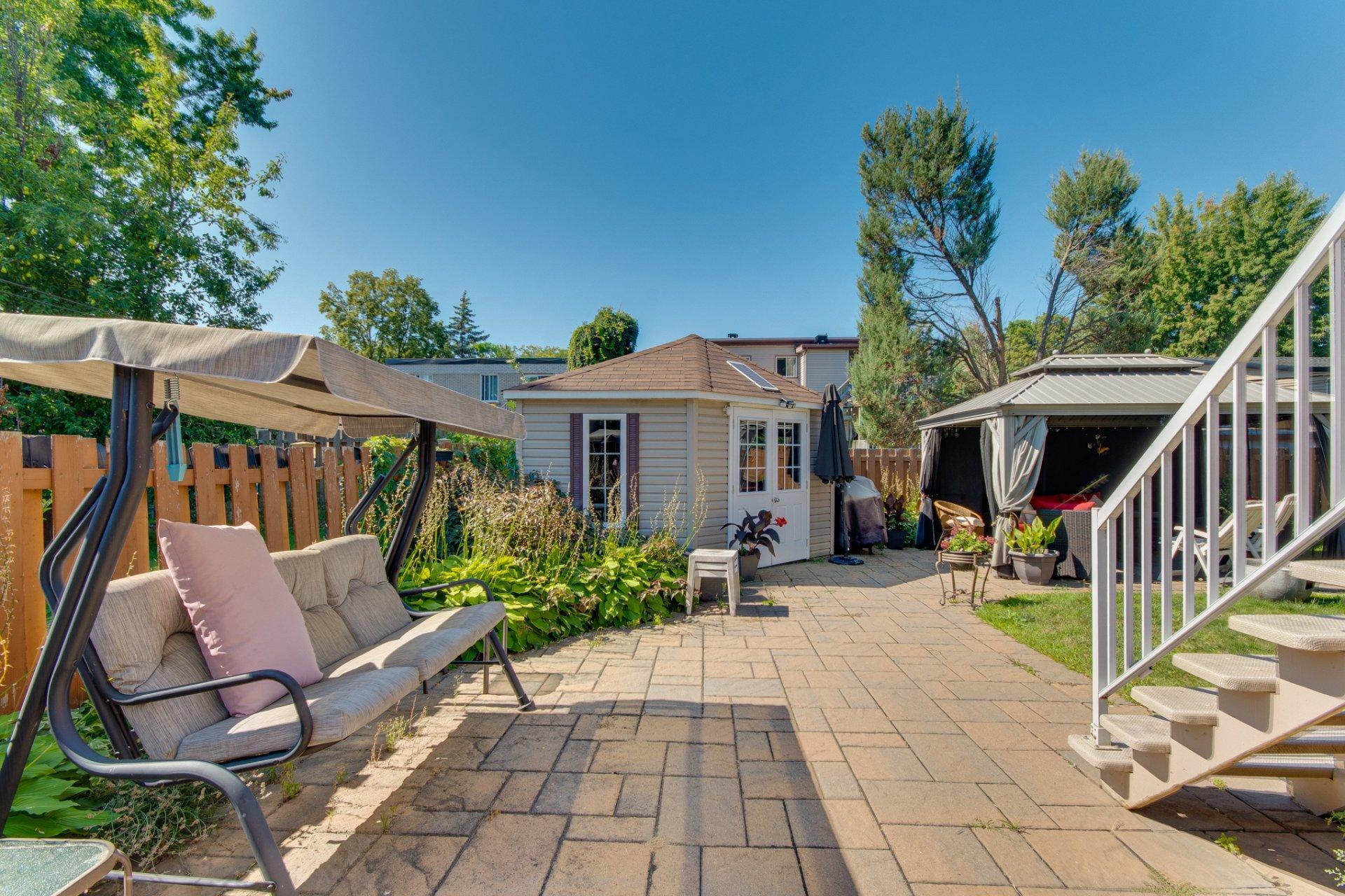 









54


2e Avenue N.

,
Montréal (Pierrefonds-Roxboro),




QC
H8Y2L2

