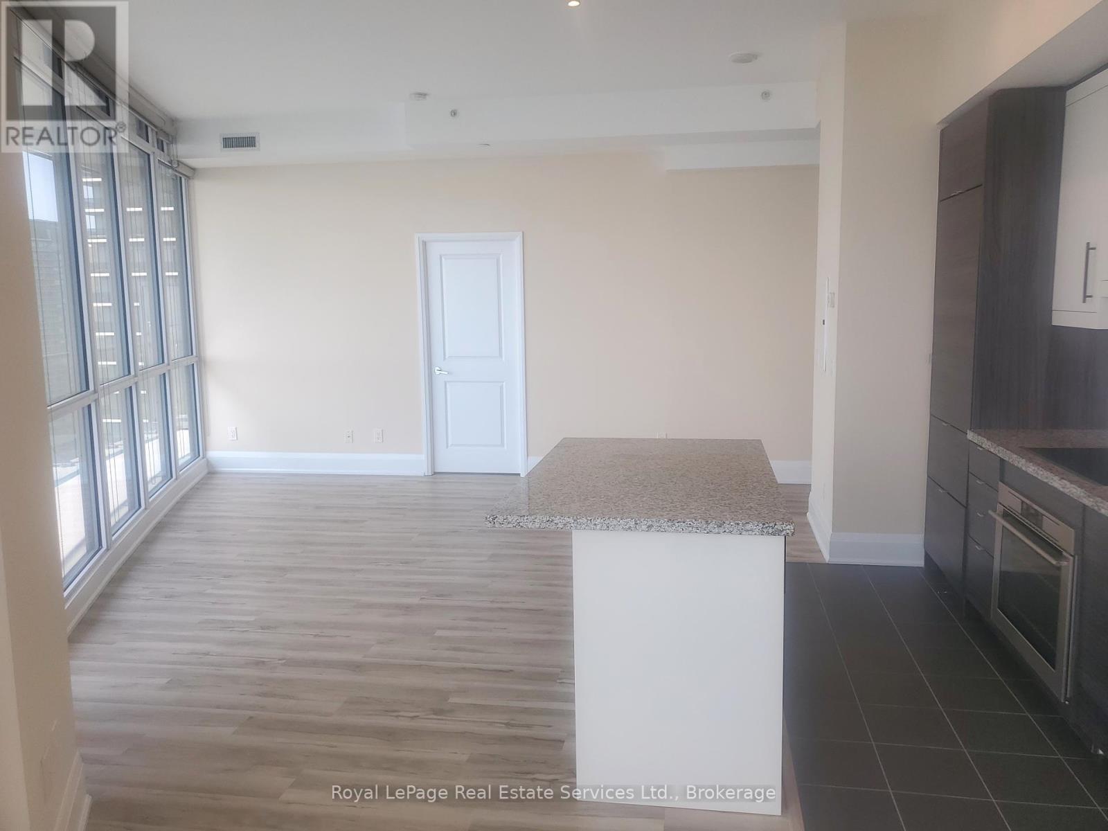 












3702 - 59 ANNIE CRAIG DRIVE

,
Toronto (Mimico),




Ontario
M8V0C4

